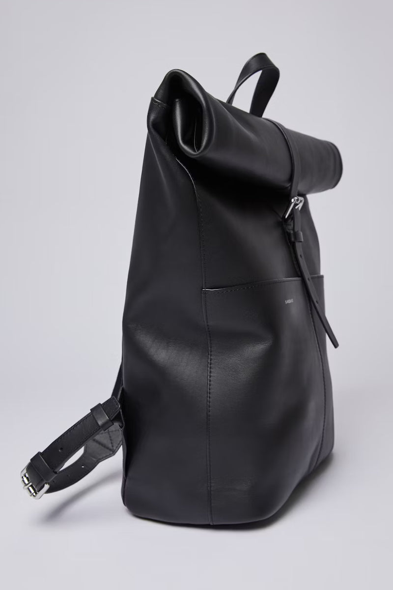 Sandqvist Antonia Leather reppu - black