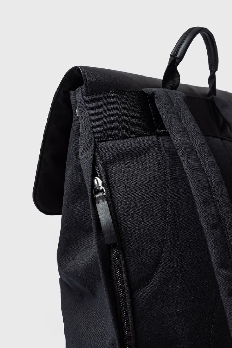 Sandqvist Everyday Lid backpack L - black with black leather