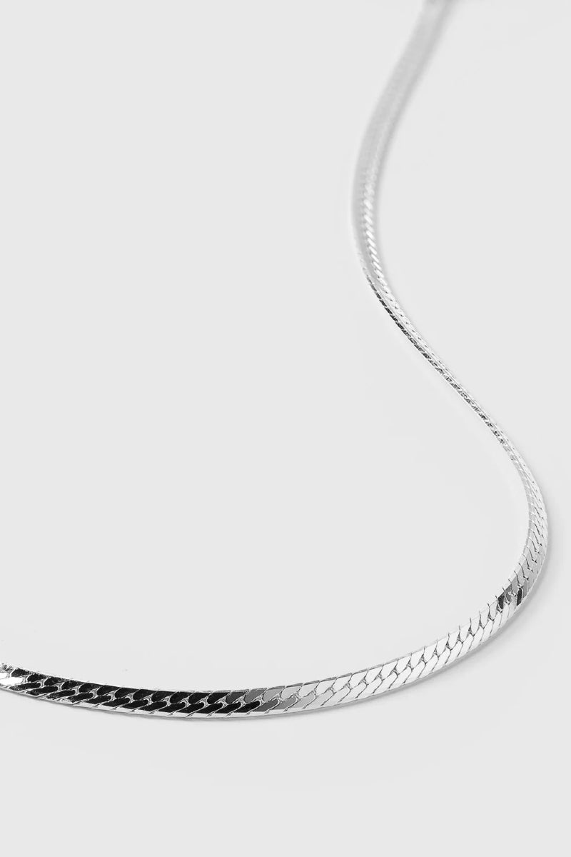 Syster P Herringbone necklace - silver