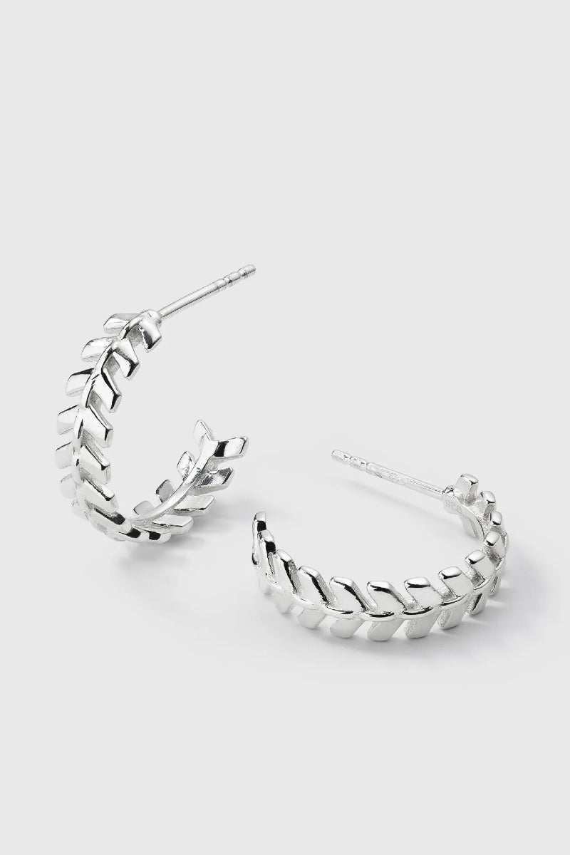 syster-p-layers-olivia-hoops-silver_1