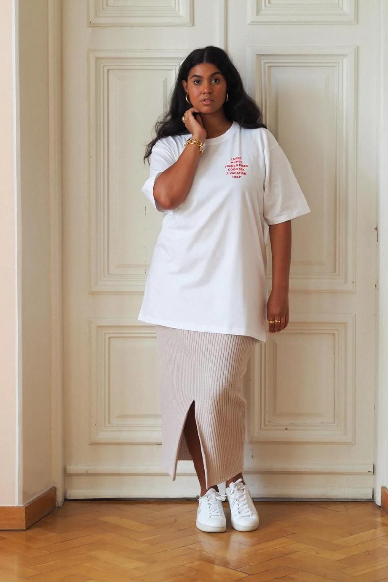 UHANA valkoinen t-paita