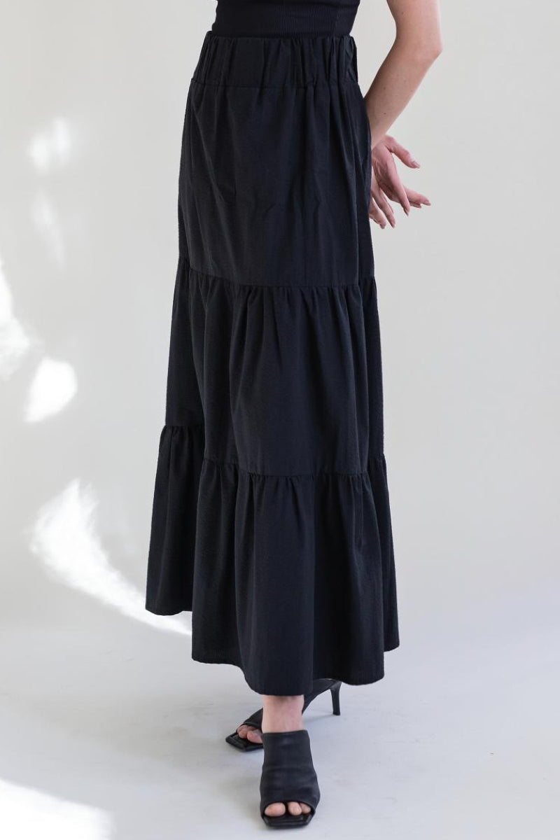 Gauhar Long Frill Skirt Seersucker - black