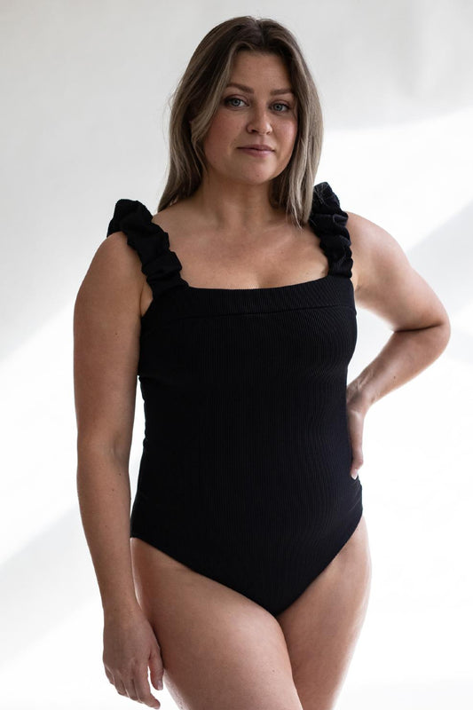 Gauhar Swimsuit with ruffles - black
