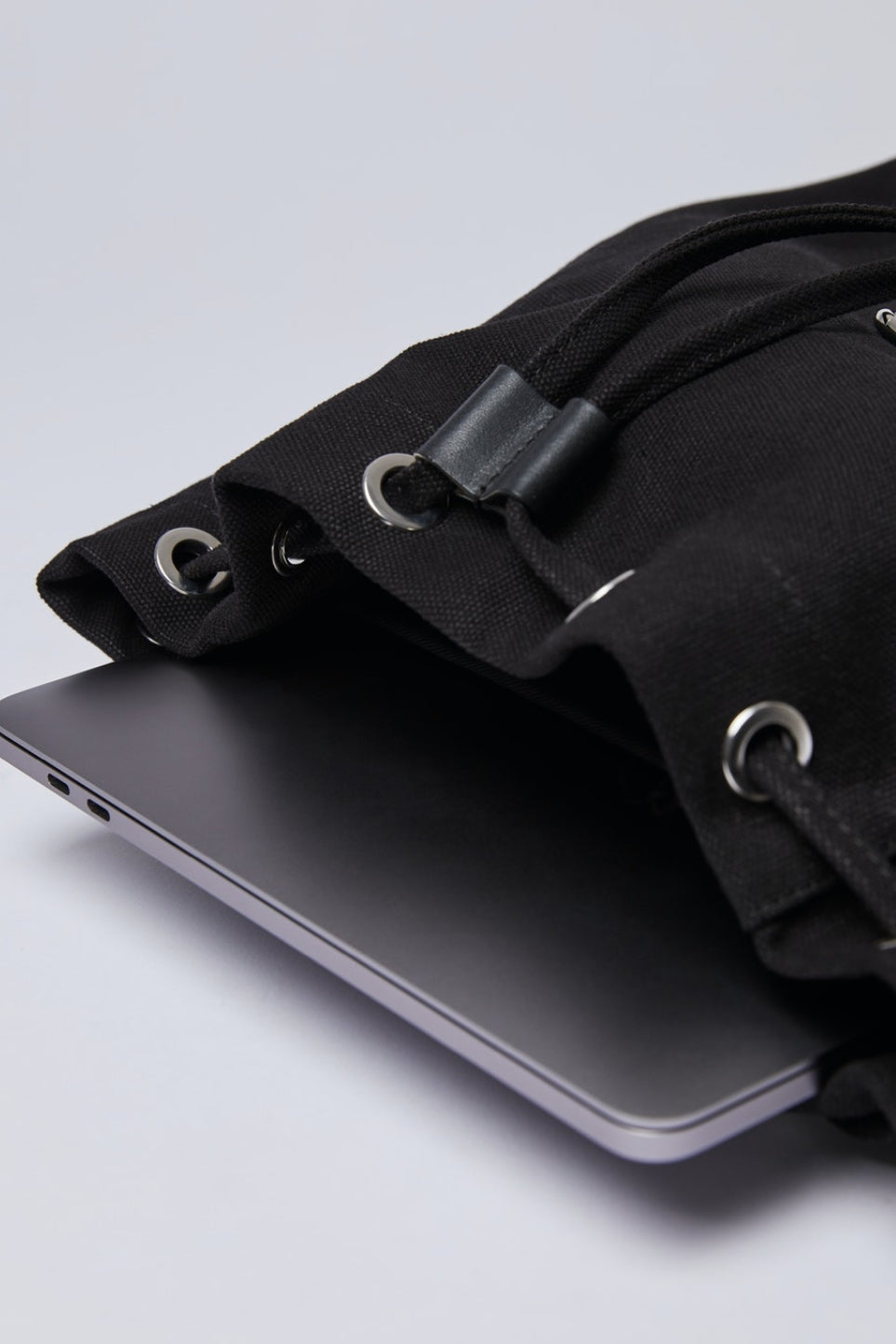 Sandqvist Alva backpack - black