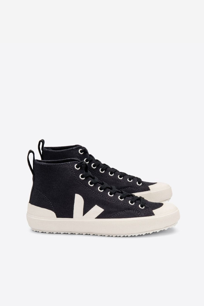 Veja Nova HT canvas black pierre